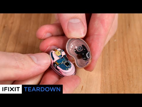 Apple AirPods — 0, Samsung Galaxy Buds Live — 8. Новинка корейского гиганта очень ремонтопригодна