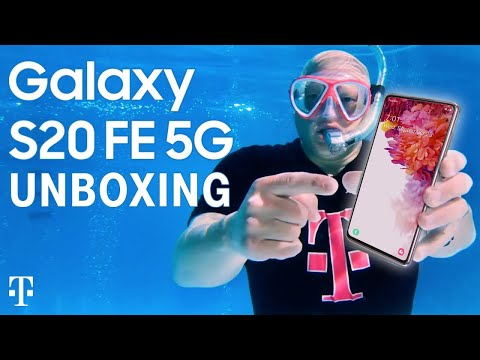 Самая необычная распаковка. Samsung Galaxy S20 FE вскрыли и протестировали под водой