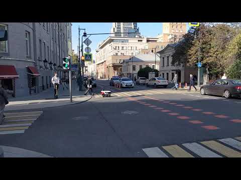 Яндекс выпустил робота-курьера на улицы Москвы