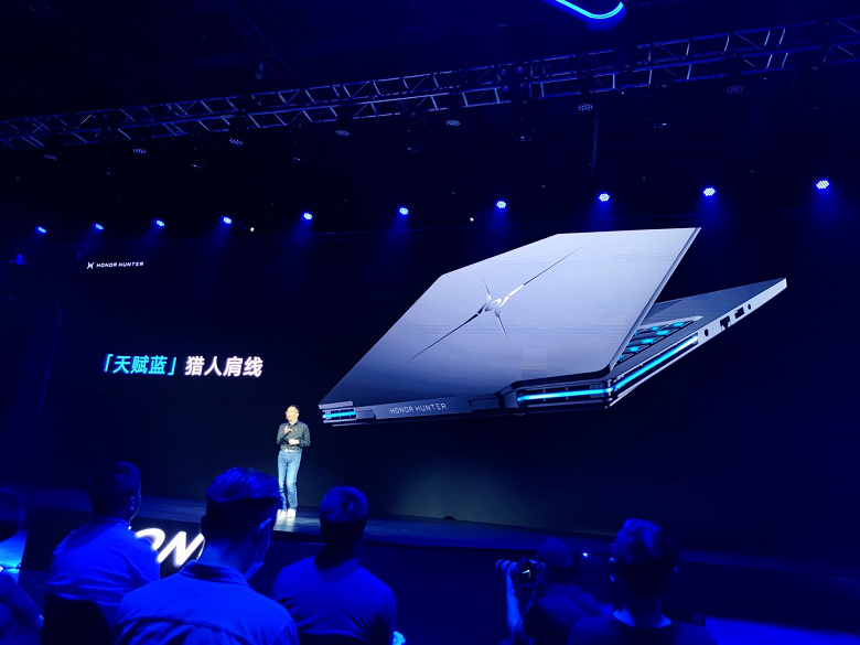 144 Гц, 8-ядерный процессор Intel Core i7-10750H, GeForce RTX 2060. Представлен игровой ноутбук Honor Hunter V700