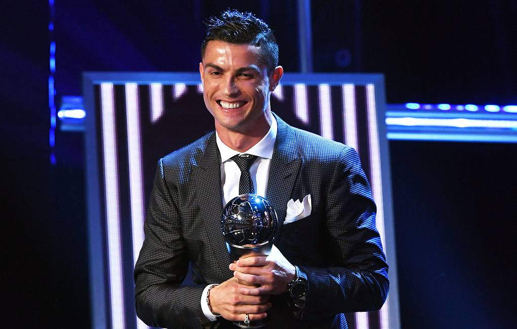 Церемония вручения ежегодной премии ФИФА пройдет в Лондоне