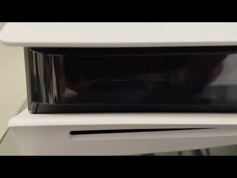 Это ж-ж-ж неспроста! Пользователи Sony PlayStation 5 жалуются на загадочное жужжание