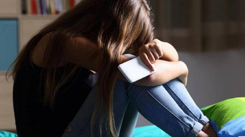 Удивительное в России. Разряженный смартфон доставляет больше стресса, чем ипотека и развод