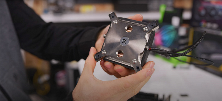 Похоже, что EK Water Blocks готовит к выпуску термоэлектрический охладитель для процессоров