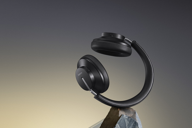 Стартовали продажи в России первых беспроводных наушников Huawei для меломанов