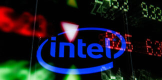 Акции Intel упали в цене после появления слухов о намерении Microsoft перейти на собственные серверные процессоры