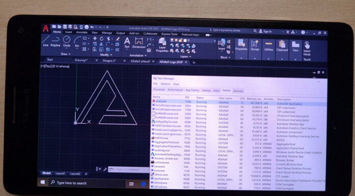 Полноценный AutoCAD запустили на смартфоне Microsoft 2015 года