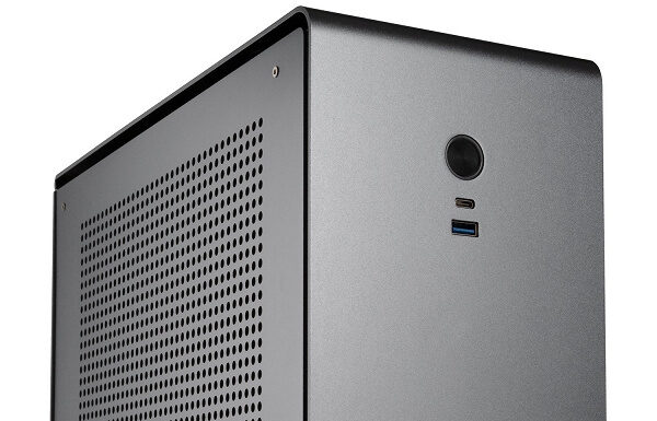 Корпус Kolink Rocket V2 рассчитан на платы типоразмера mini-ITX