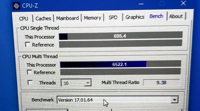 Результаты теста CPU-Z дают представление о производительности процессора Intel Core i9-11900K (Rocket Lake-S)