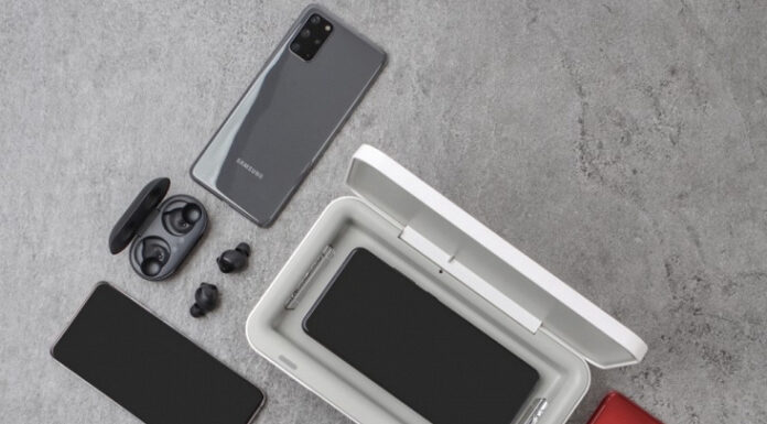 Беспроводная зарядка и дезинфекция: УФ-стерилизатор Samsung для смартфонов приехал в Россию