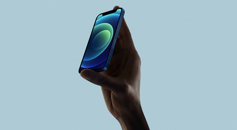 iPhone 12 mini установил антирекорд. Худший результат серии iPhone за последние три года