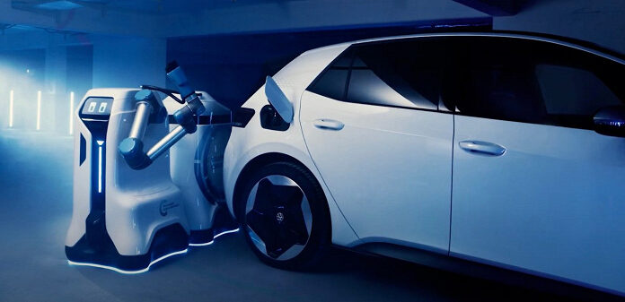 У VW готов прототип робота для зарядки электромобилей