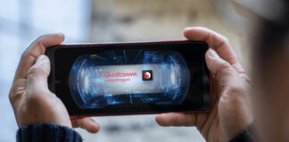 Redmi K40 оснащён Snapdragon SM7350, которая быстрее Snapdragon 765G, но медленней Snapdragon 865