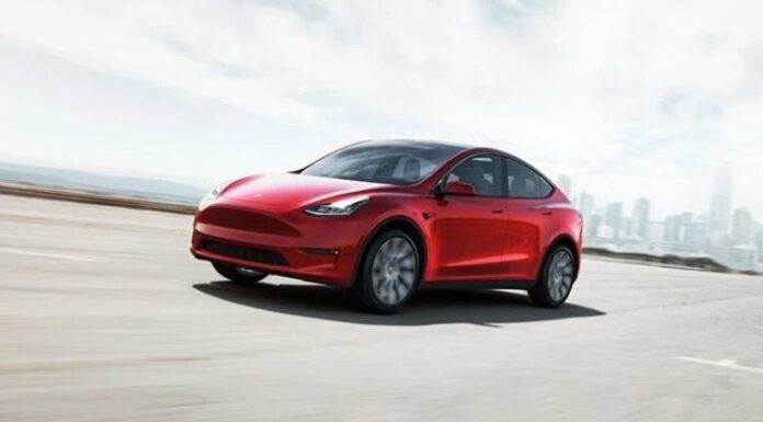 Ажиотаж, которому позавидуют производители смартфонов. В Китае за 10 часов заказали 100 000 Tesla Model Y