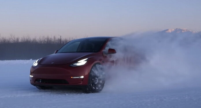 У новеньких Tesla массовые проблемы с обогревом в разгар зимы