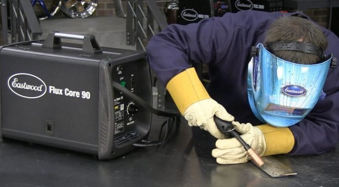 Сварочные аппараты, инверторы: какие бывают и какие характеристики важны при их подборе для различных задач