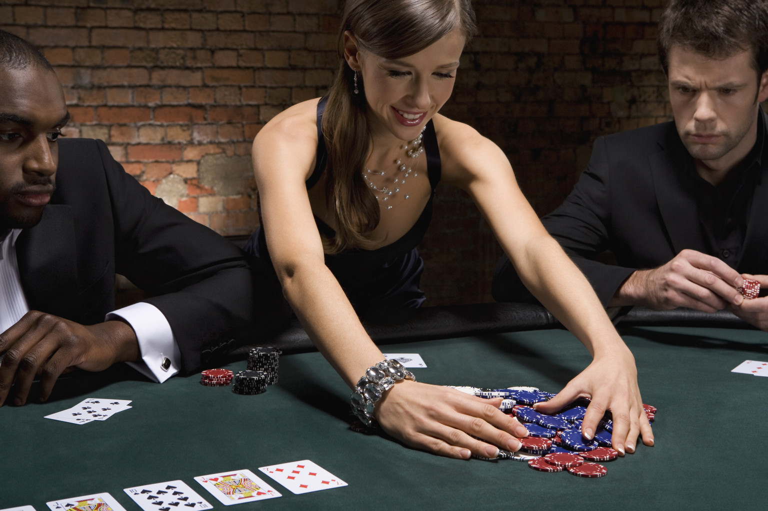 Чему не везет в онлайн покер игровые автоматы онлайн бесплатно free-play-avtomati.info