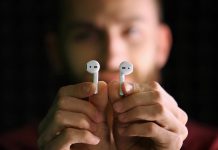 Покупка наушников от фирмы Эпл