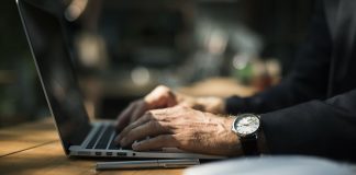 Игра Авиатор: чем она отличается от традиционных слотов, как в нее играть, почему оформление такое простое и лаконичное