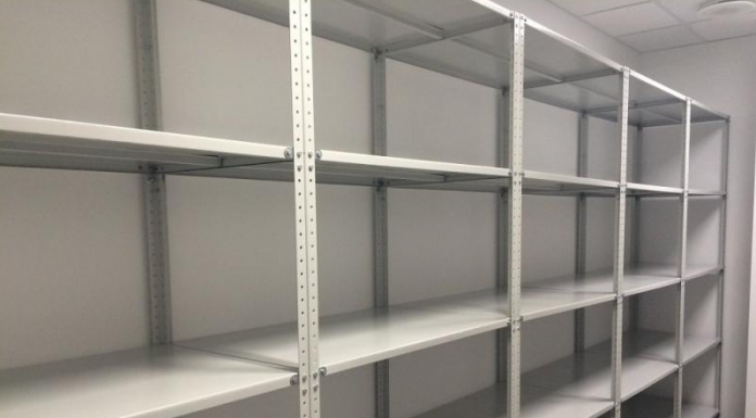 Металлические стеллажи для хранения