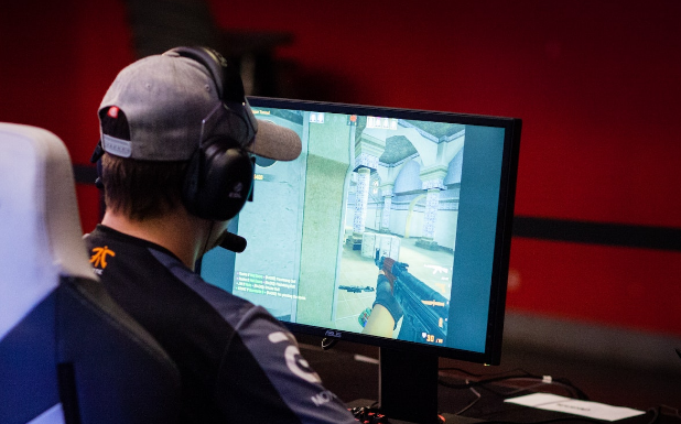 Какие кейсы CS GO самые желанные для приобретения