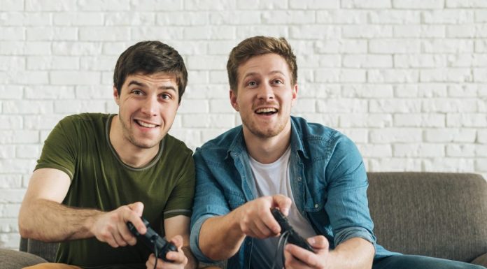 Где узнать все полезное о приставке PS4