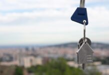 Кто занимается арендой квартир