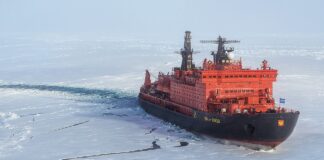 Туризм в Арктике: какие природные объекты не оставить без внимания