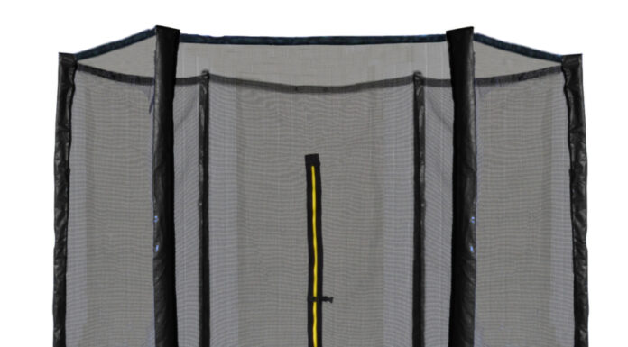 Правильный выбор сетки для батута: главные критерии безопасности