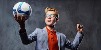 Лучшие фланговые защитники Бундеслиги для старта в FIFA 25