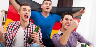 Сборка стартового состава FIFA 25 за 100 тысяч из Бундеслиги